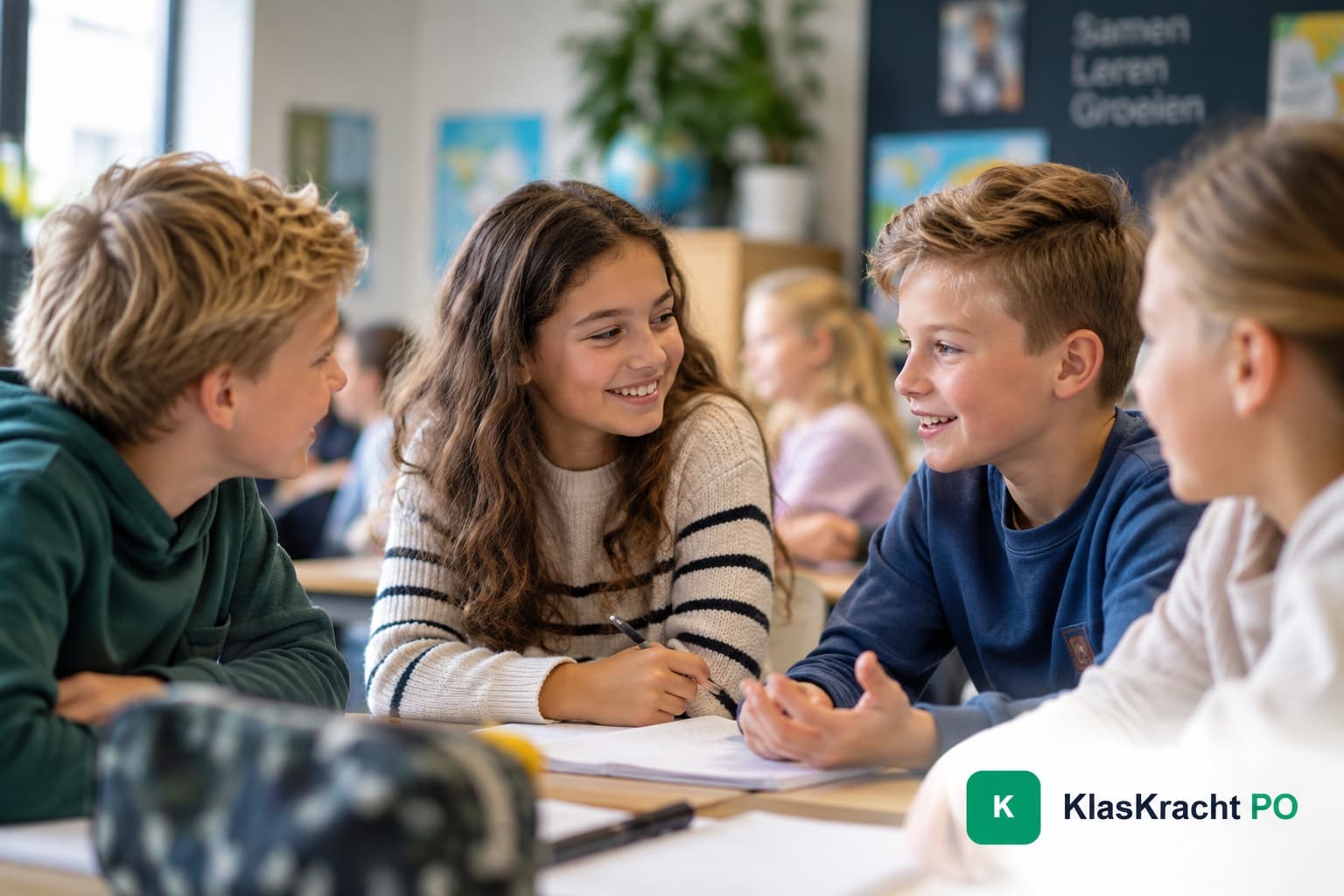 Leerlingen werken samen aan een opdracht